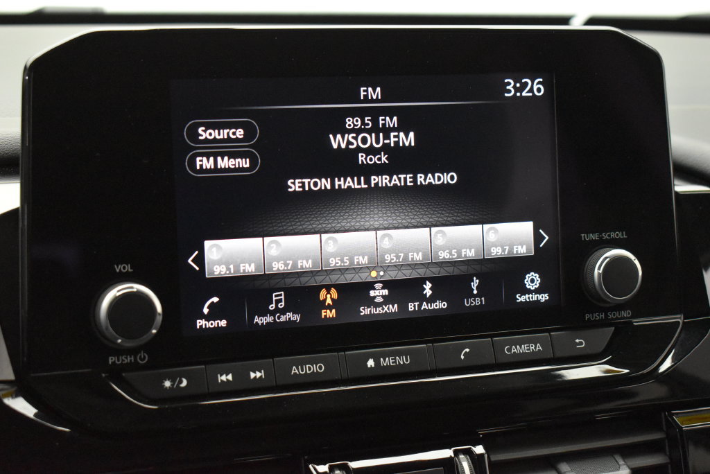 Used 2025 Nissan Pathfinder SV AWD/4WD image 18