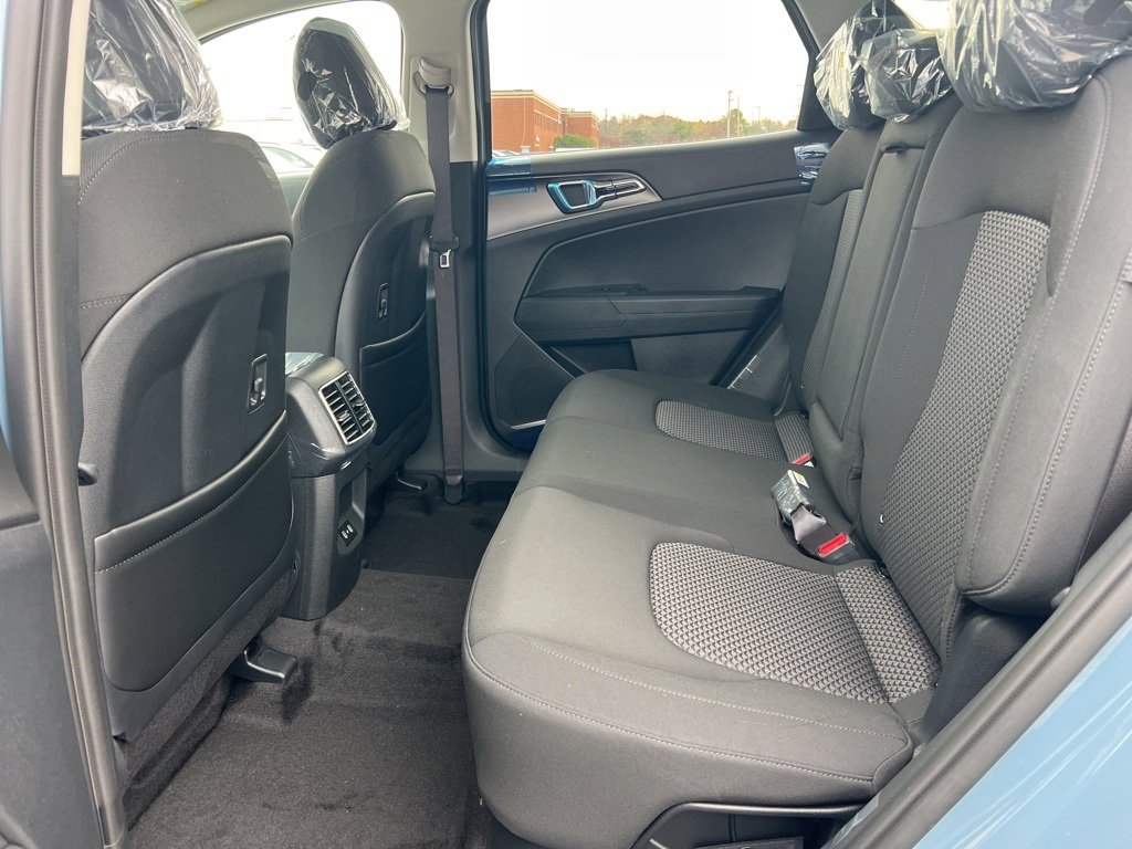 New 2026 Kia Sportage S image 13