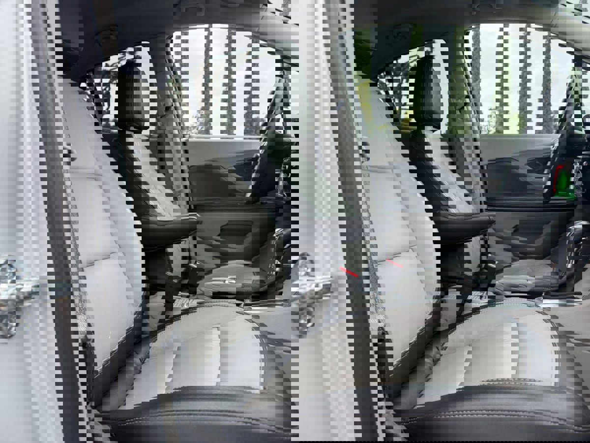 Used 2015 Buick Encore Leather image 19