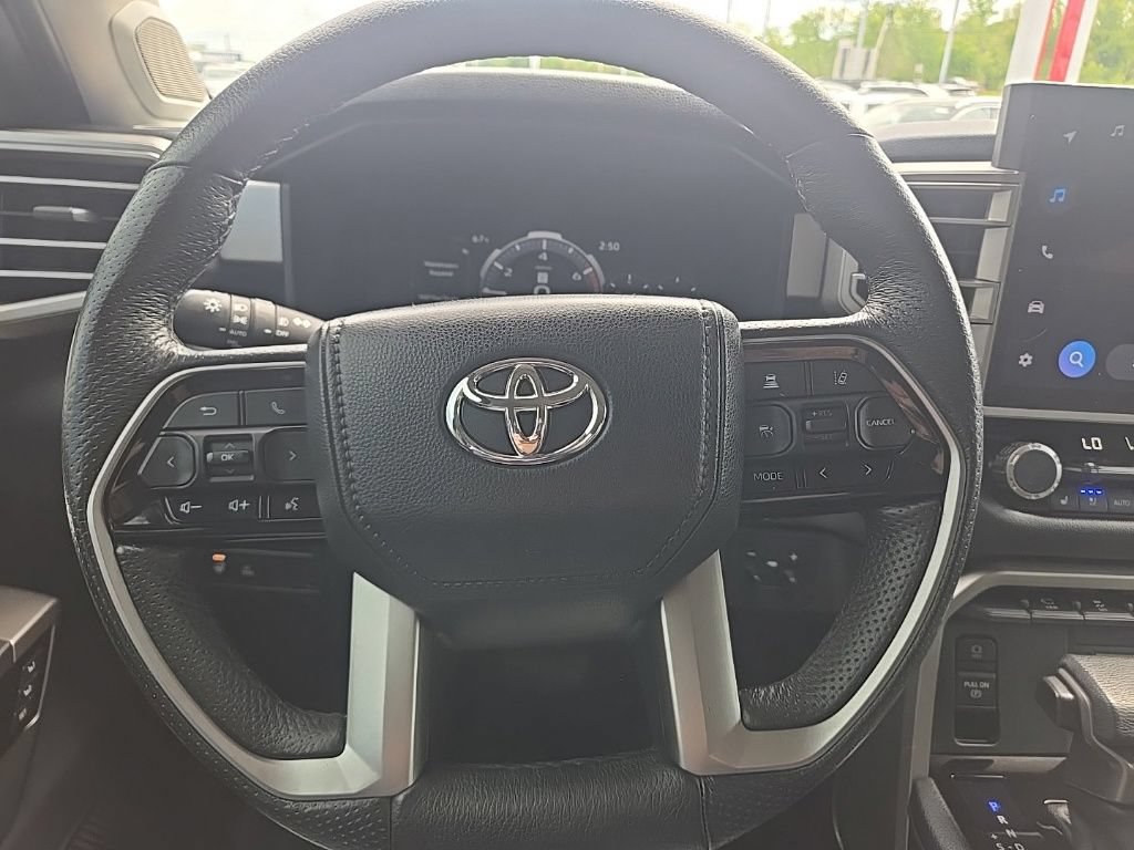 Used 2023 Toyota Sequoia Limited AWD/4WD image 16