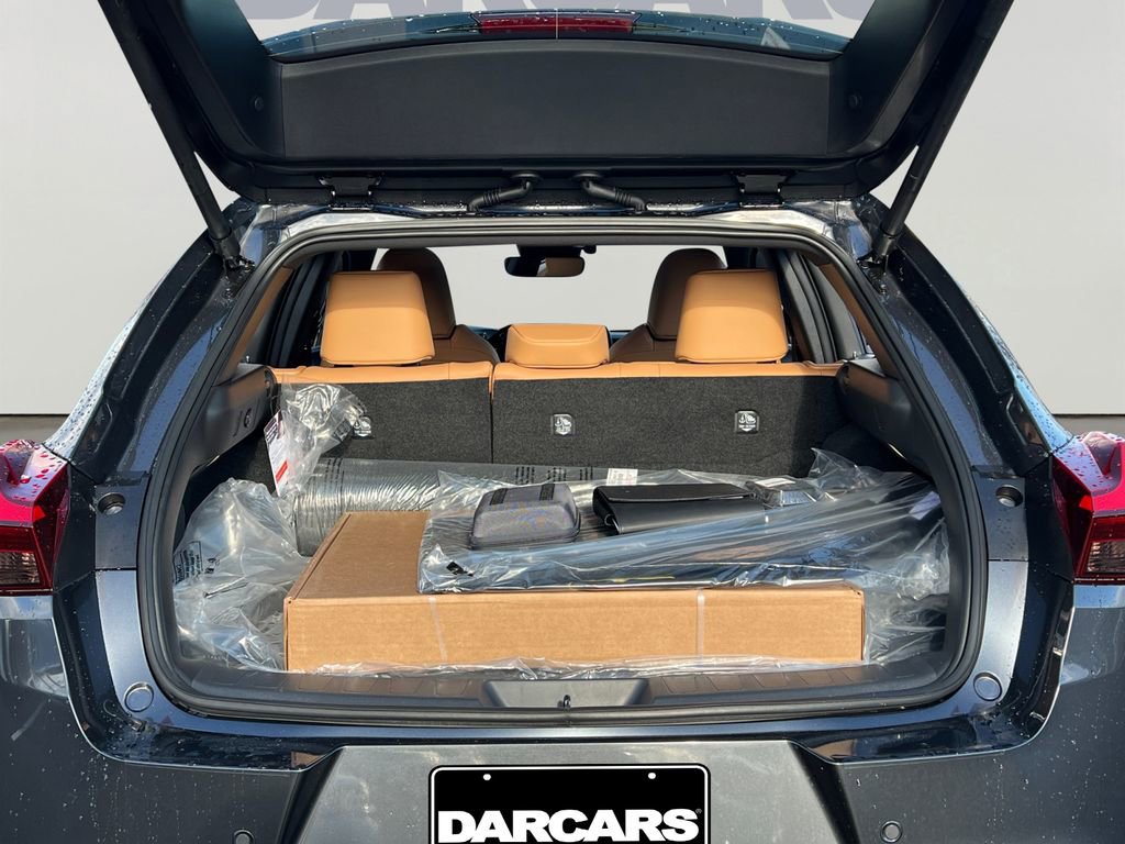 New 2025 Lexus UX 300h AWD image 7