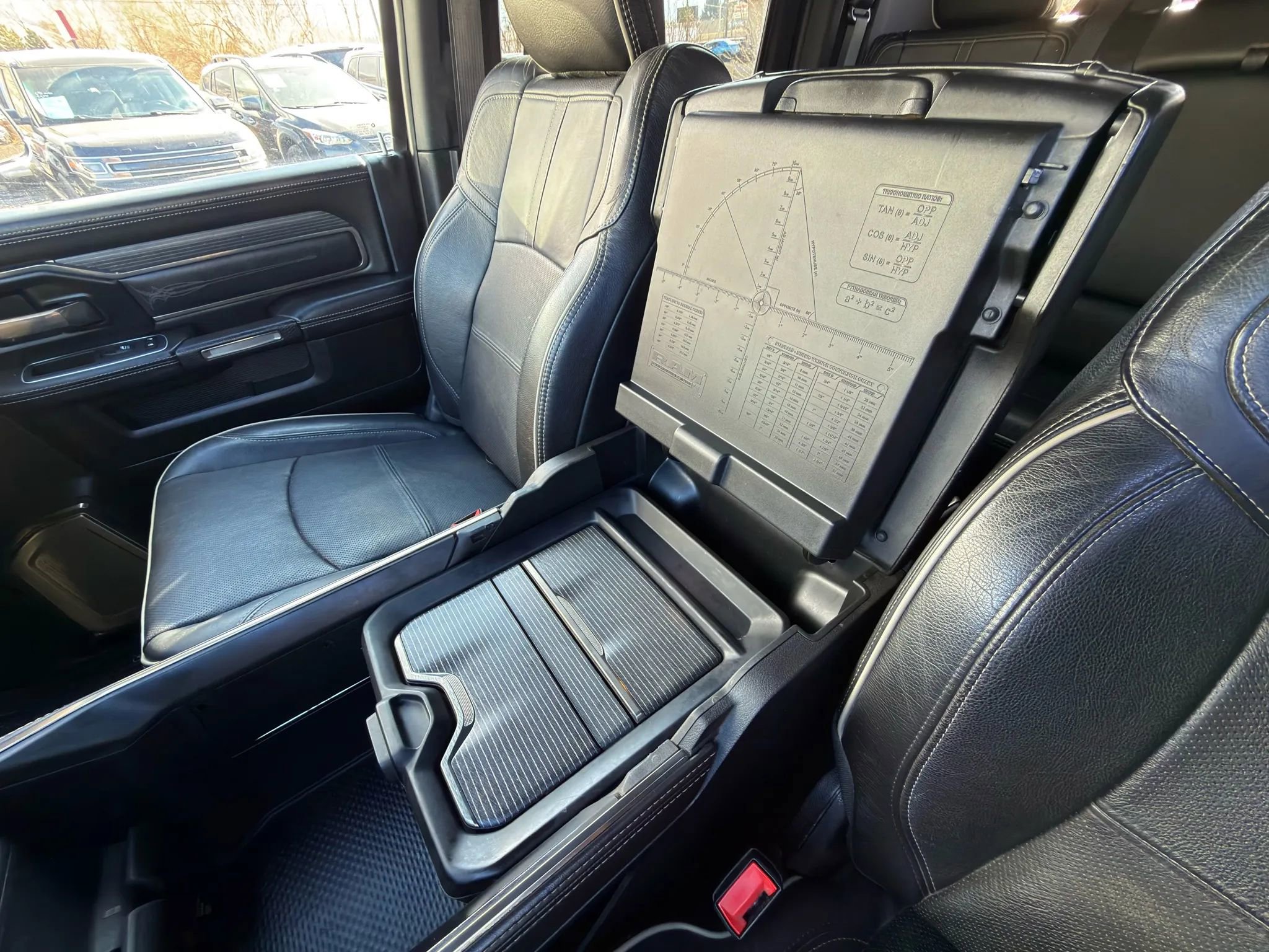 Used 2019 RAM 3500 Limited image 24