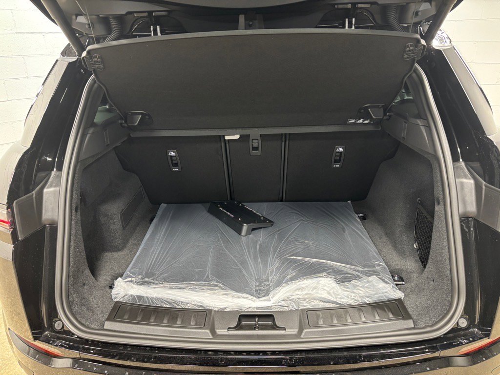 New 2026 Land Rover Range Rover Evoque S image 41