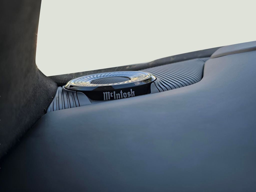 Used 2024 Jeep Grand Wagoneer L Series III AWD/4WD image 93