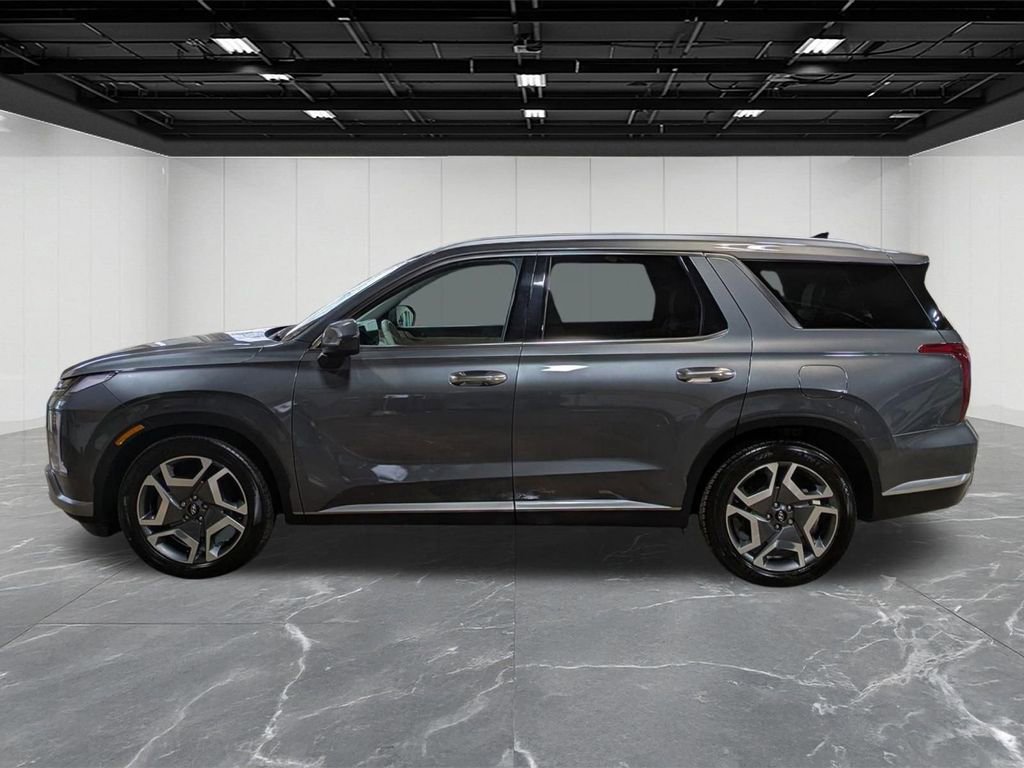 Used 2024 Hyundai Palisade Limited AWD/4WD image 2
