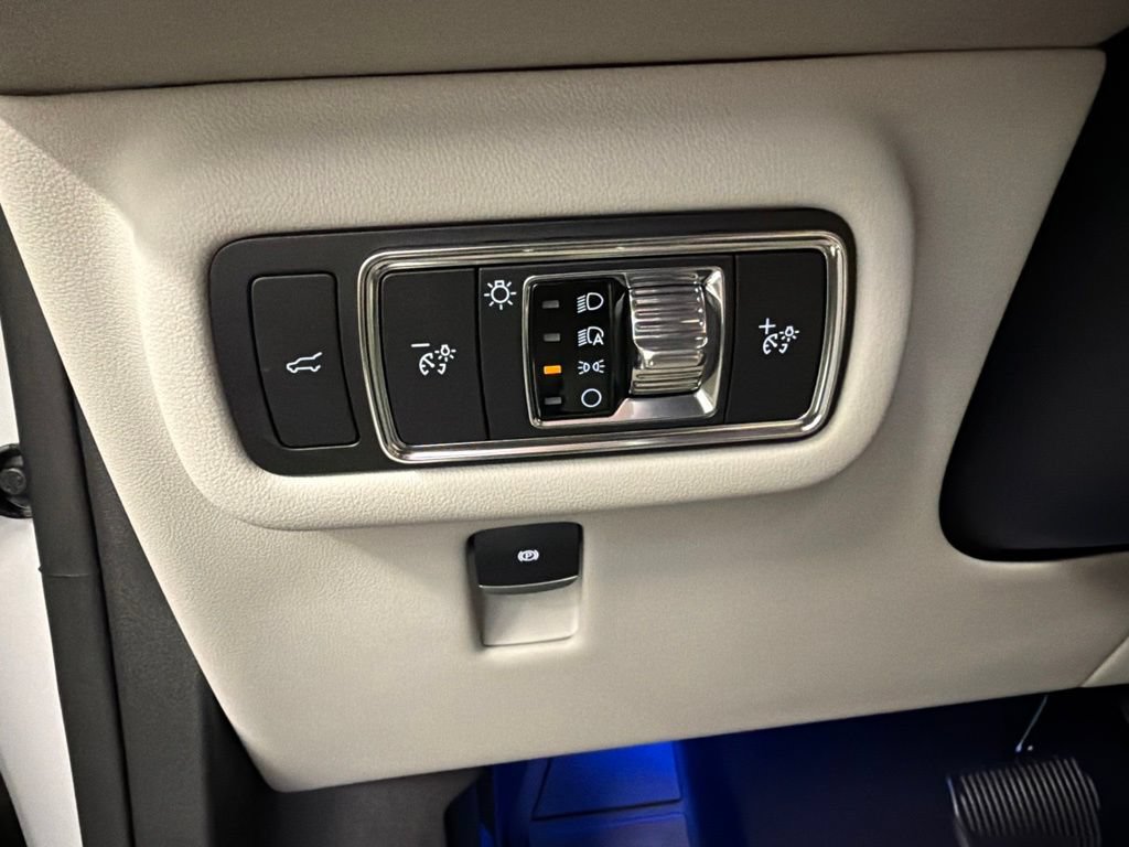 New 2026 Lincoln Nautilus Reserve AWD/4WD image 27