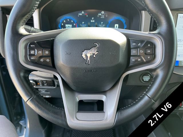 Used 2025 Ford Bronco Outer Banks AWD/4WD image 20