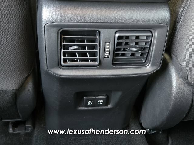 Used 2020 Toyota RAV4 XLE w/ Convenience Package FWD image 13