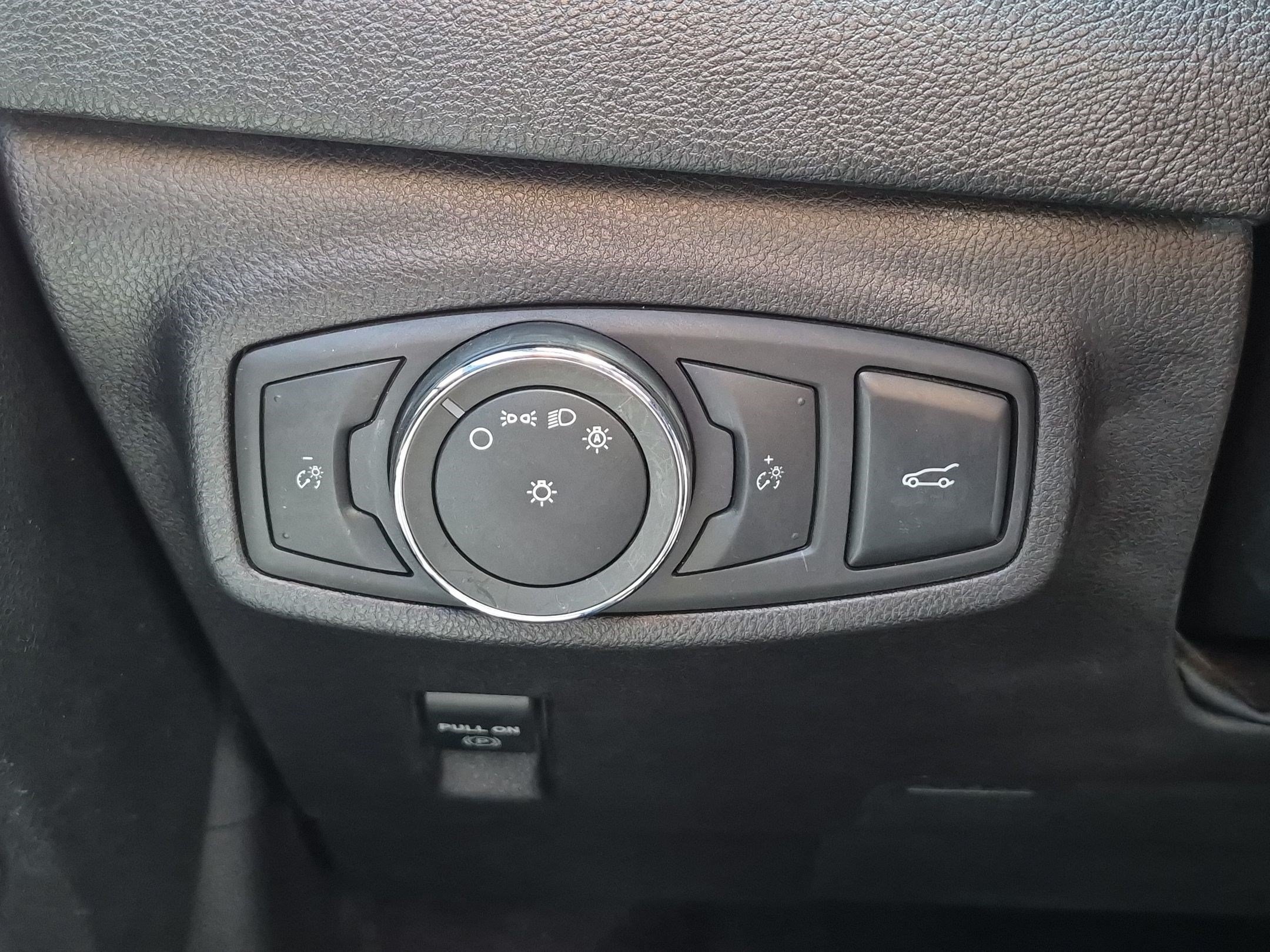 Used 2017 Lincoln MKC Premiere FWD image 23
