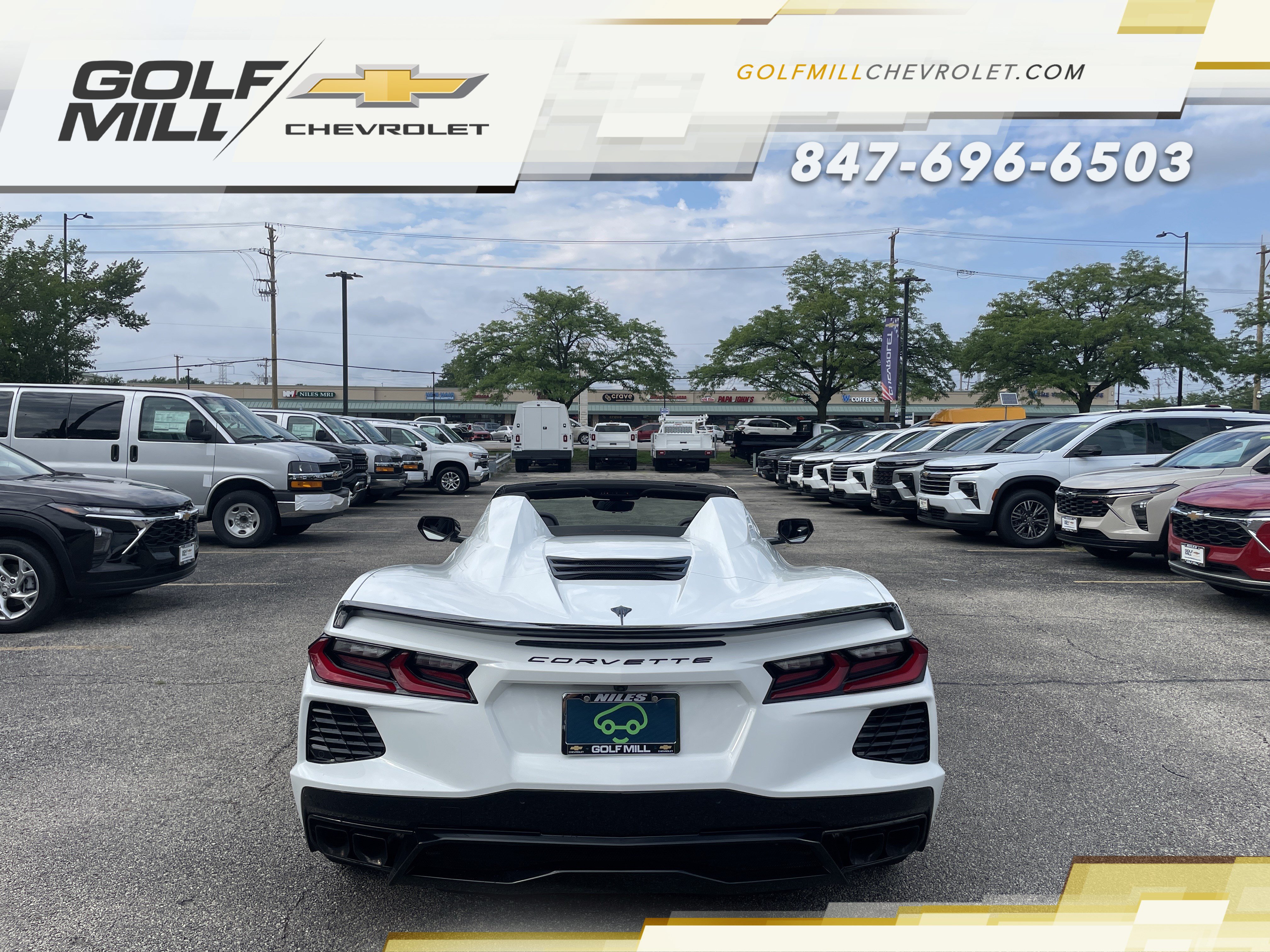 Used 2025 Chevrolet Corvette Stingray Preferred Conv w/ Stealth Interior Trim Package RWD image 15