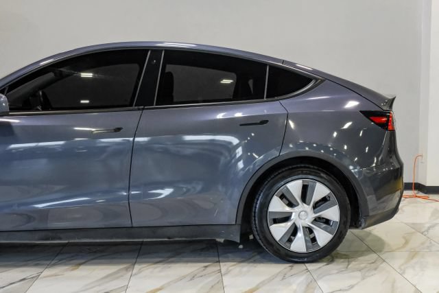 Used 2021 Tesla Model Y 2WD image 19