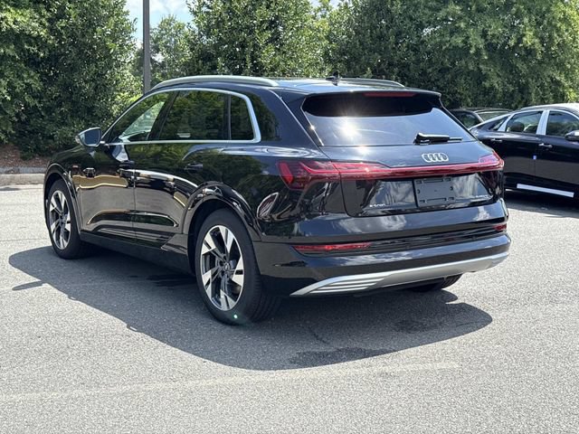 Used 2022 Audi e-tron Premium AWD/4WD image 4