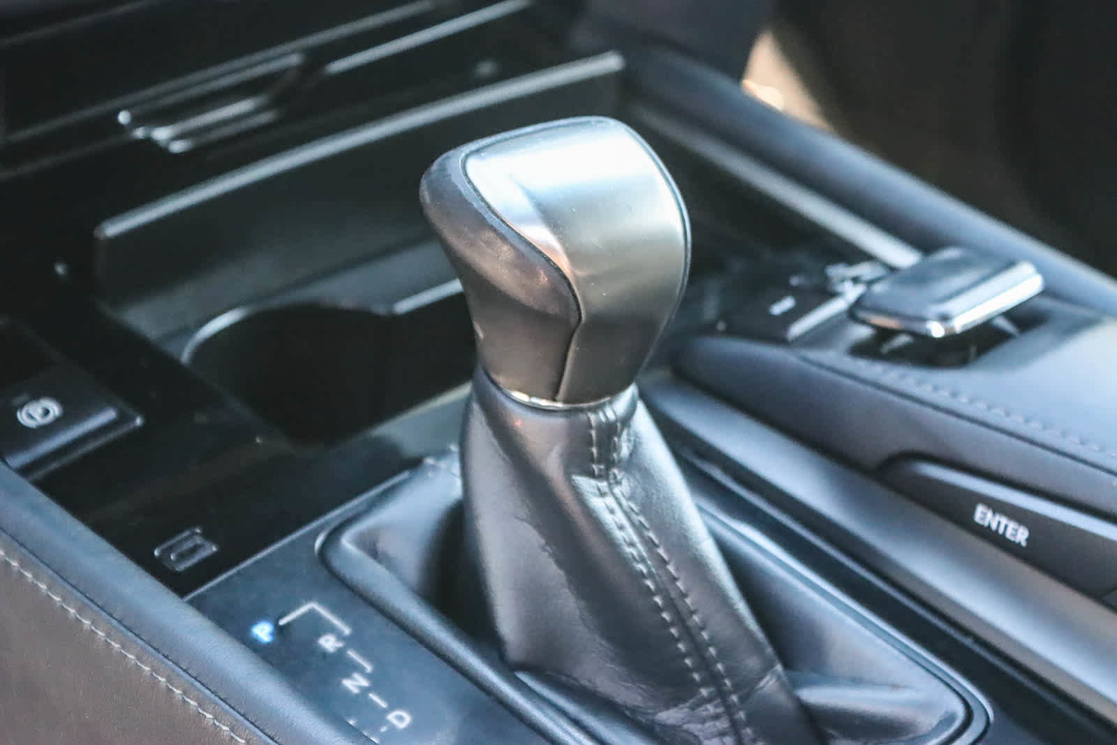 Used 2018 Lexus LX 570 4WD image 18