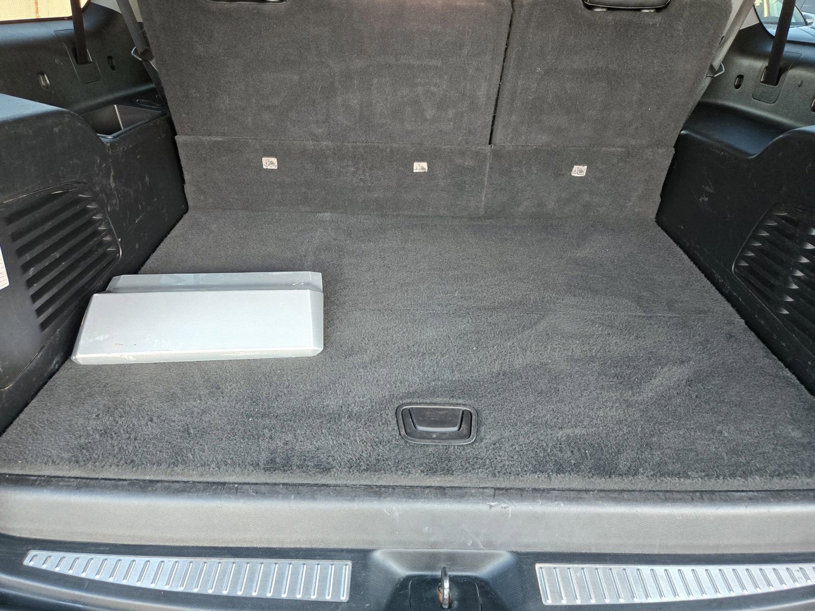 Used 2020 Chevrolet Suburban Premier image 32