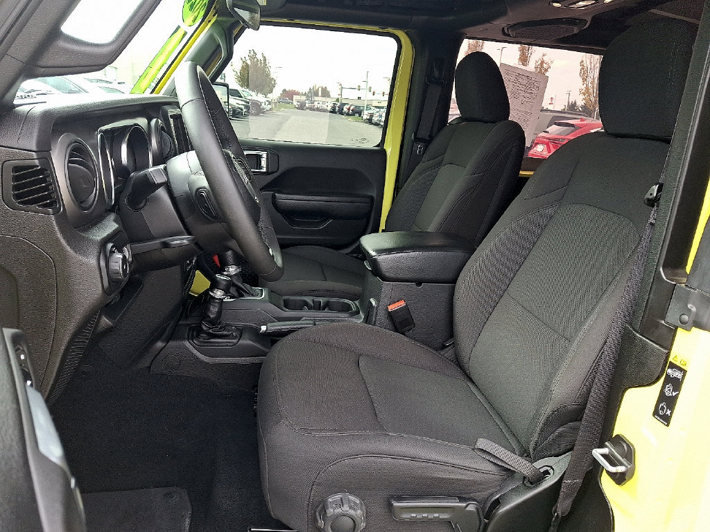 Used 2023 Jeep Wrangler Sport AWD/4WD image 15