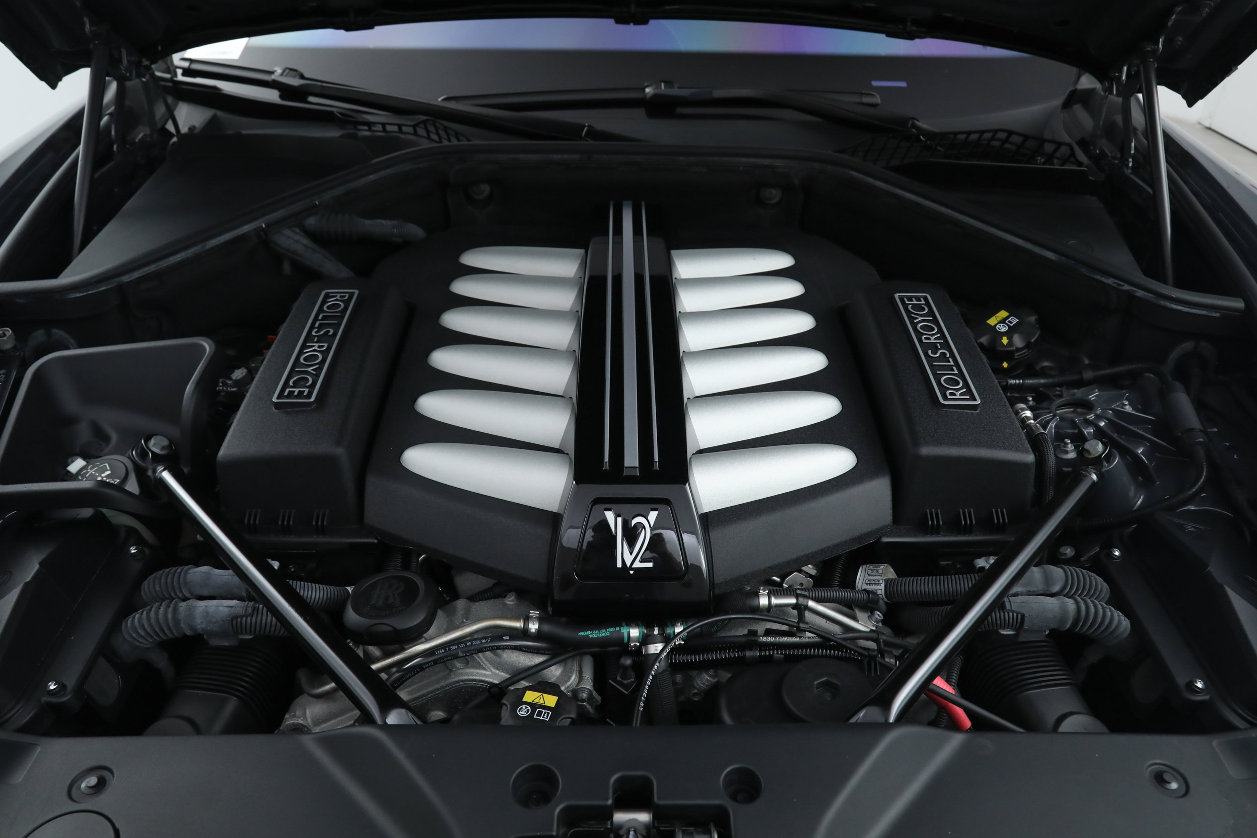 Used 2021 Rolls-Royce Wraith RWD image 34