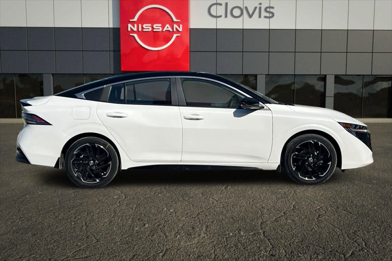 New 2026 Nissan Sentra SR image 9