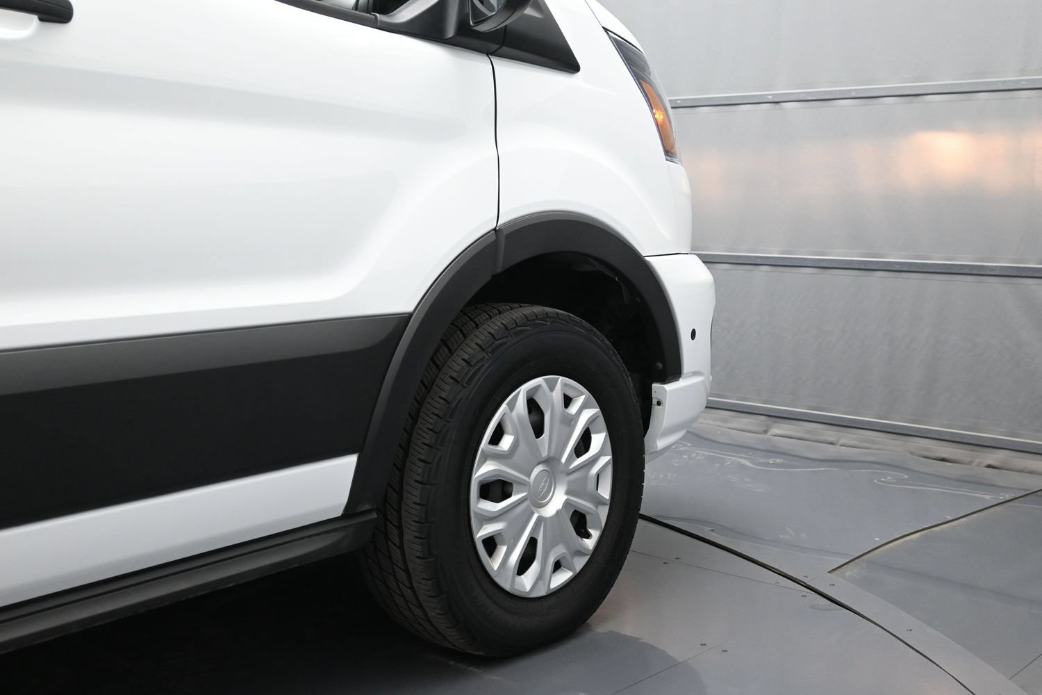 Used 2024 Ford Transit 350 XLT RWD image 50