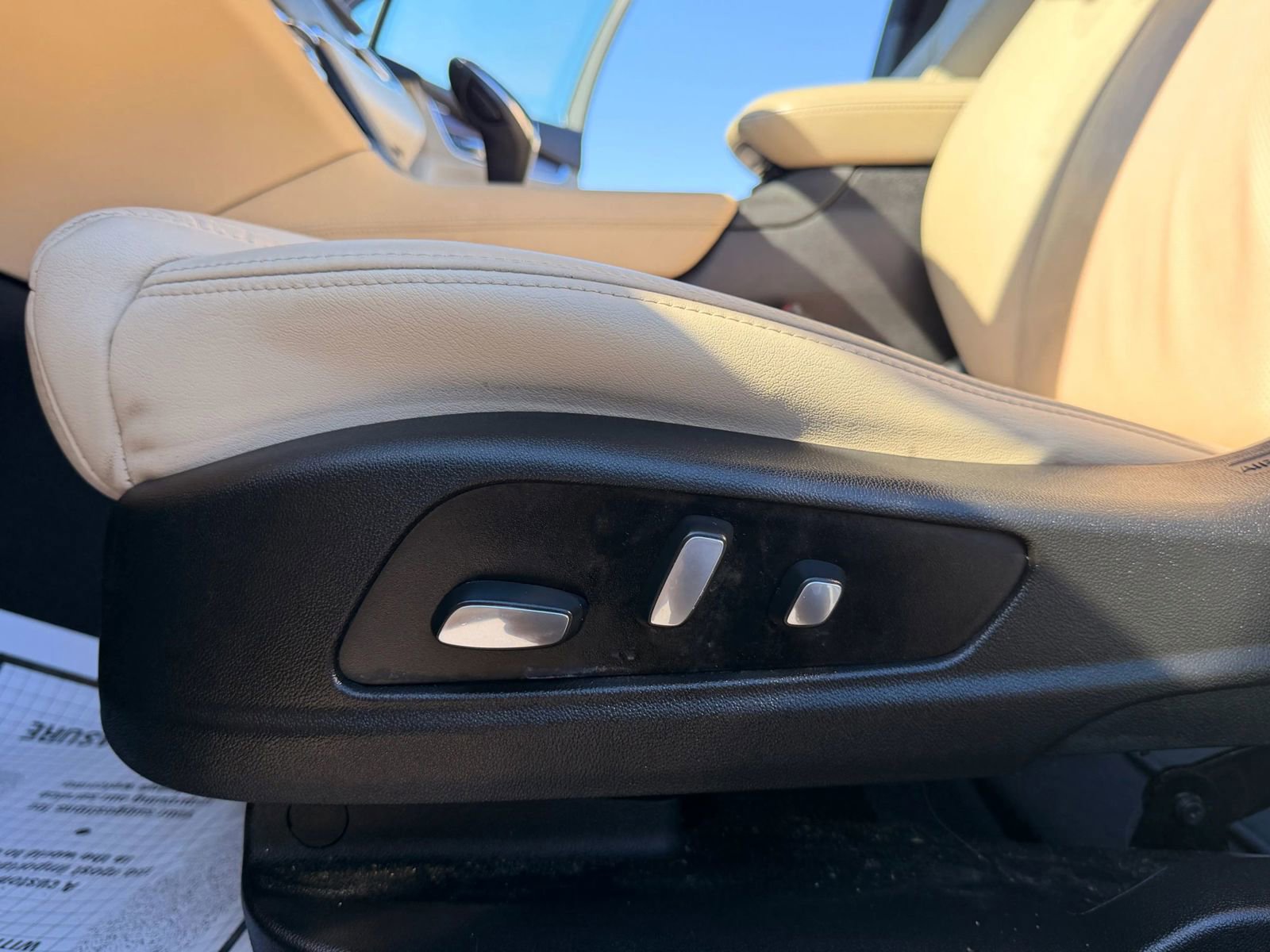 Used 2019 Cadillac XT5 Luxury image 25