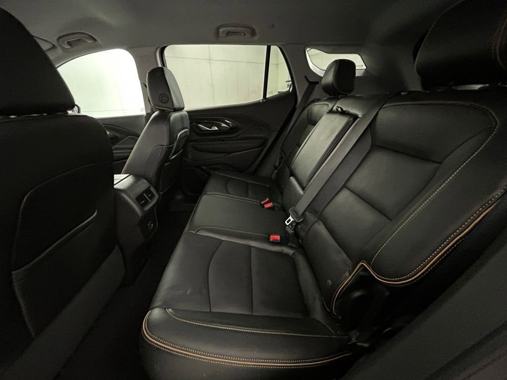 Used 2024 GMC Terrain AT4 w/ Tech Package AWD/4WD image 19