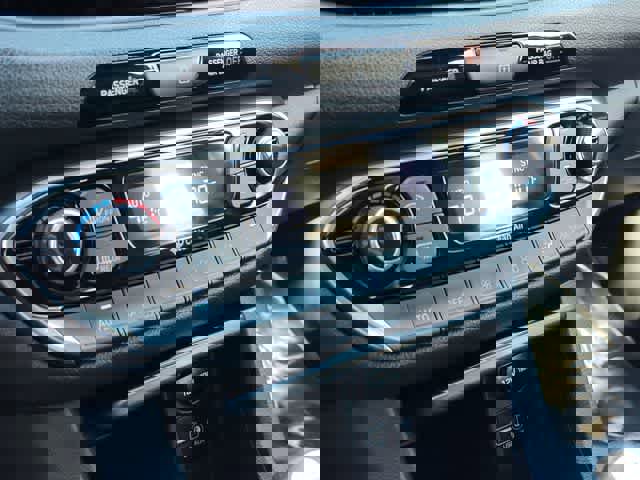 Used 2020 Hyundai Elantra GT N Line image 21