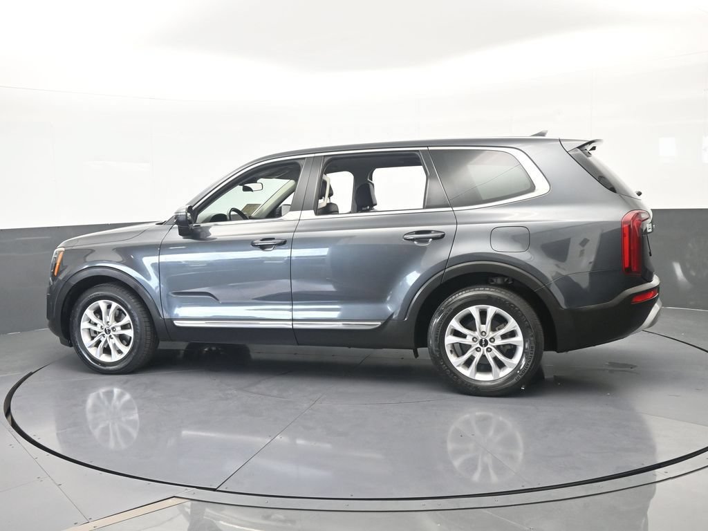 Used 2022 Kia Telluride LX AWD/4WD image 3