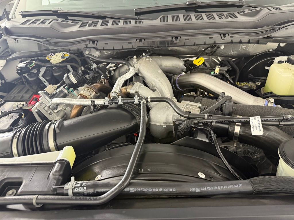 Used 2025 Ford F250 XL w/ FX4 Off-Road Package image 32