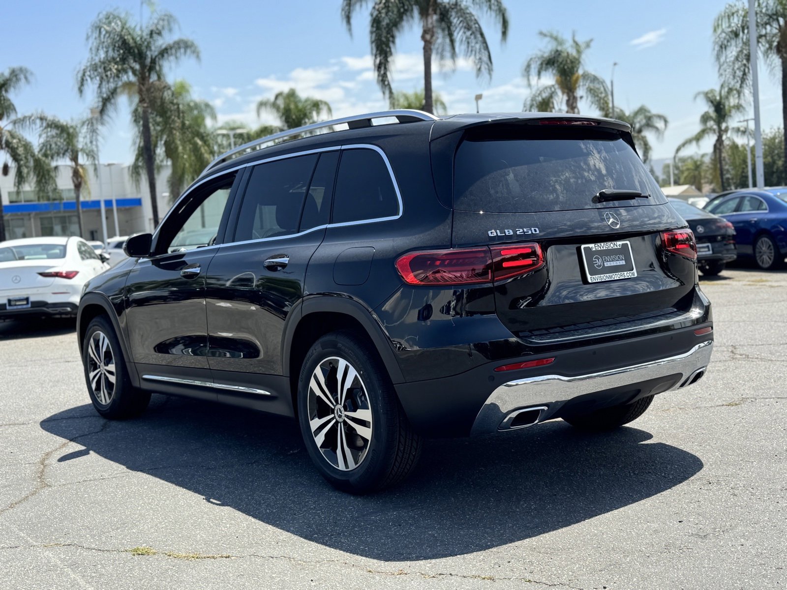 New 2026 Mercedes-Benz GLB 250 image 9