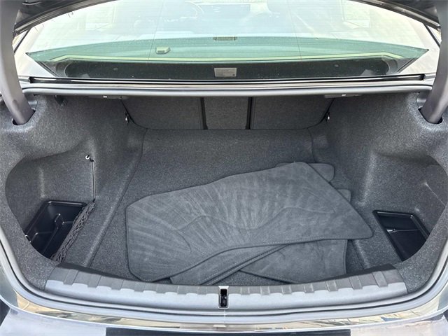 Used 2024 BMW 330i Sedan image 8