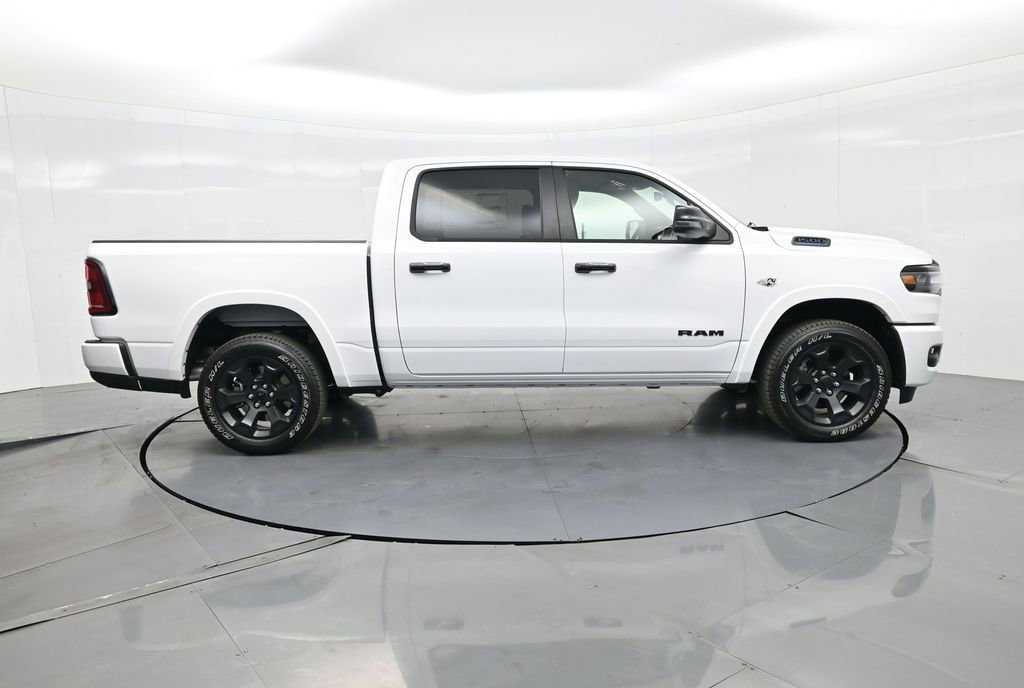 New 2026 RAM 1500 4x4 Crew Cab image 5