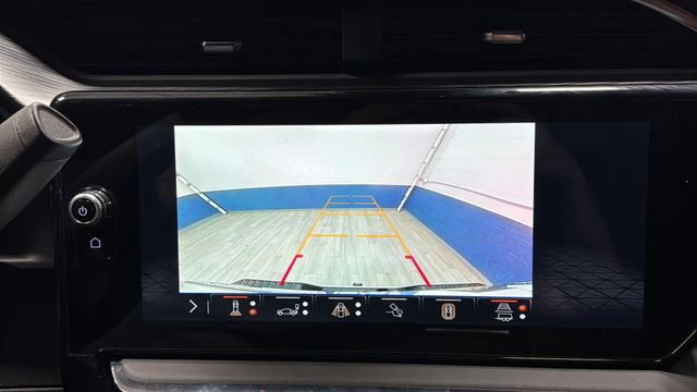 Used 2025 GMC Sierra 2500 Denali Ultimate w/ Snow Plow Prep/Camper Package AWD/4WD image 15