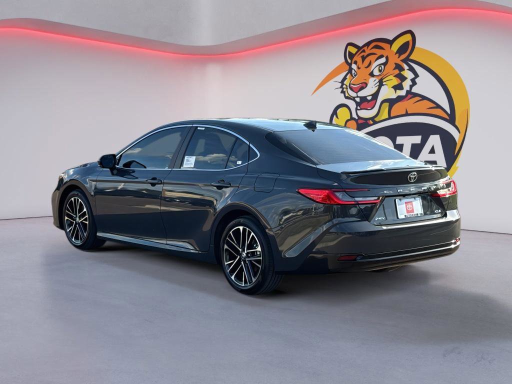 Used 2026 Toyota Camry XLE FWD image 6