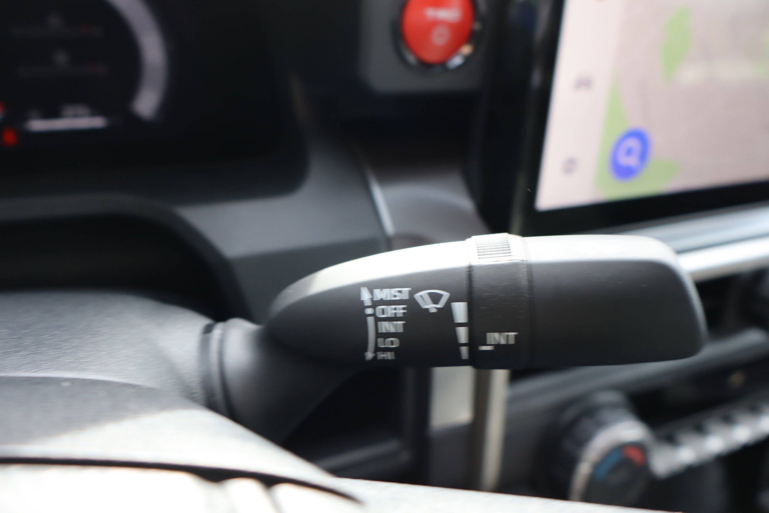 Used 2025 Toyota Tacoma TRD Sport image 26