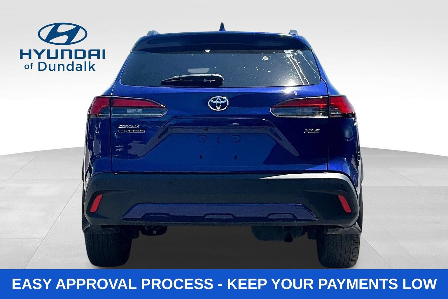 Used 2022 Toyota Corolla Cross XLE w/ Convenience Package FWD image 7