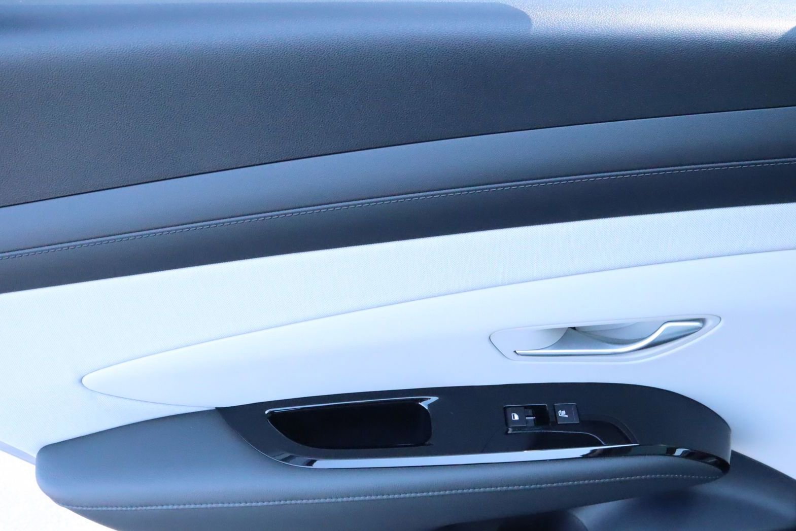 New 2026 Hyundai Tucson Limited image 23