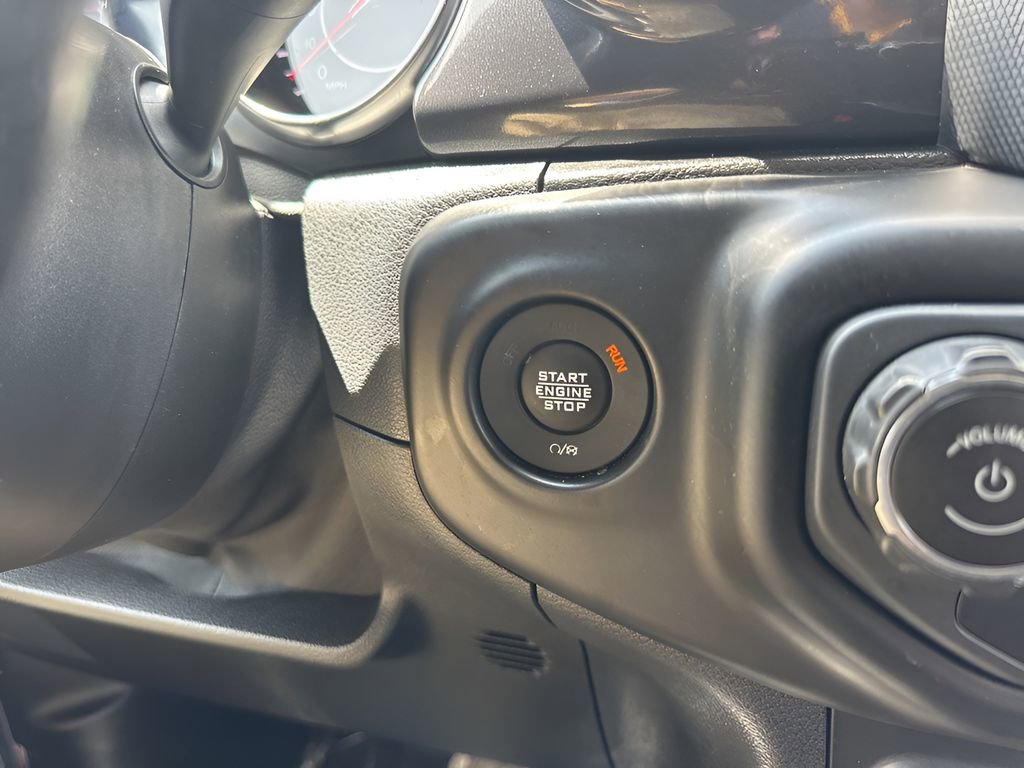 Used 2021 Jeep Wrangler Unlimited Rubicon w/ Dual Top Group image 21