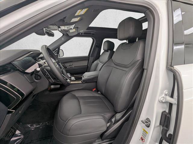 New 2025 Land Rover Range Rover Sport SE image 5