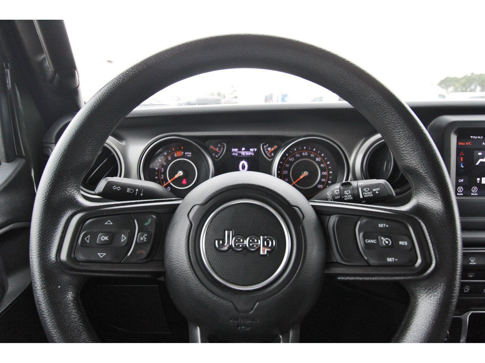 Used 2023 Jeep Wrangler Sport AWD/4WD image 15