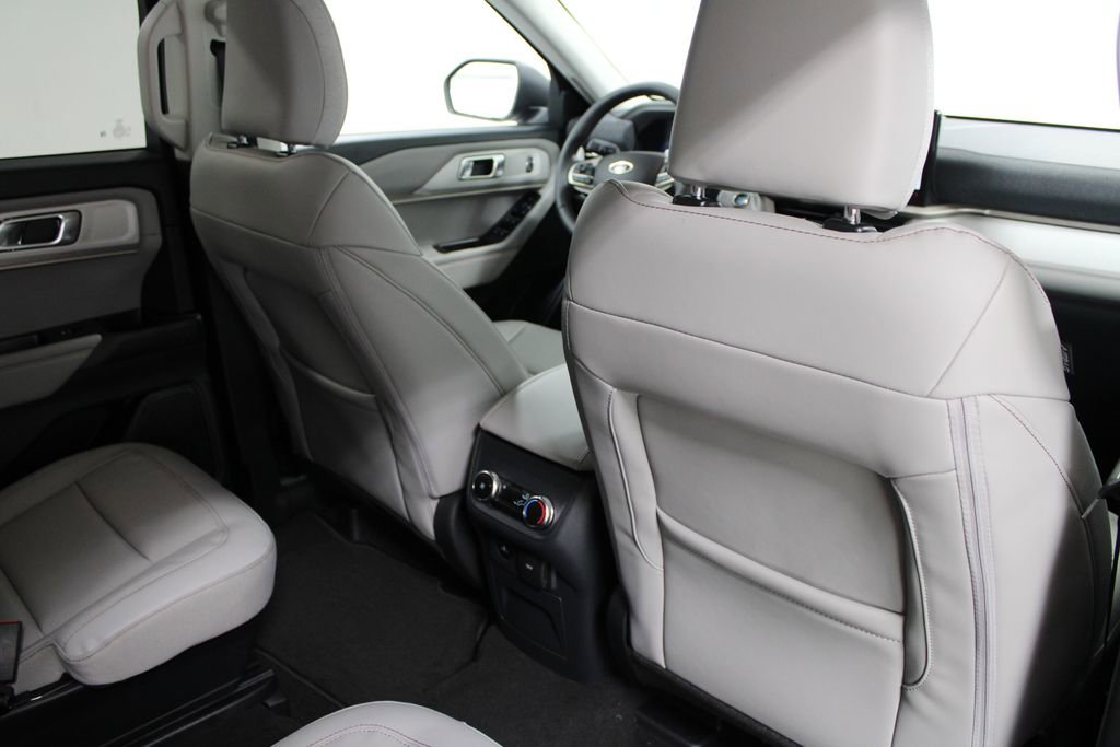 New 2026 Ford Explorer Active w/ Active Comfort Package image 33