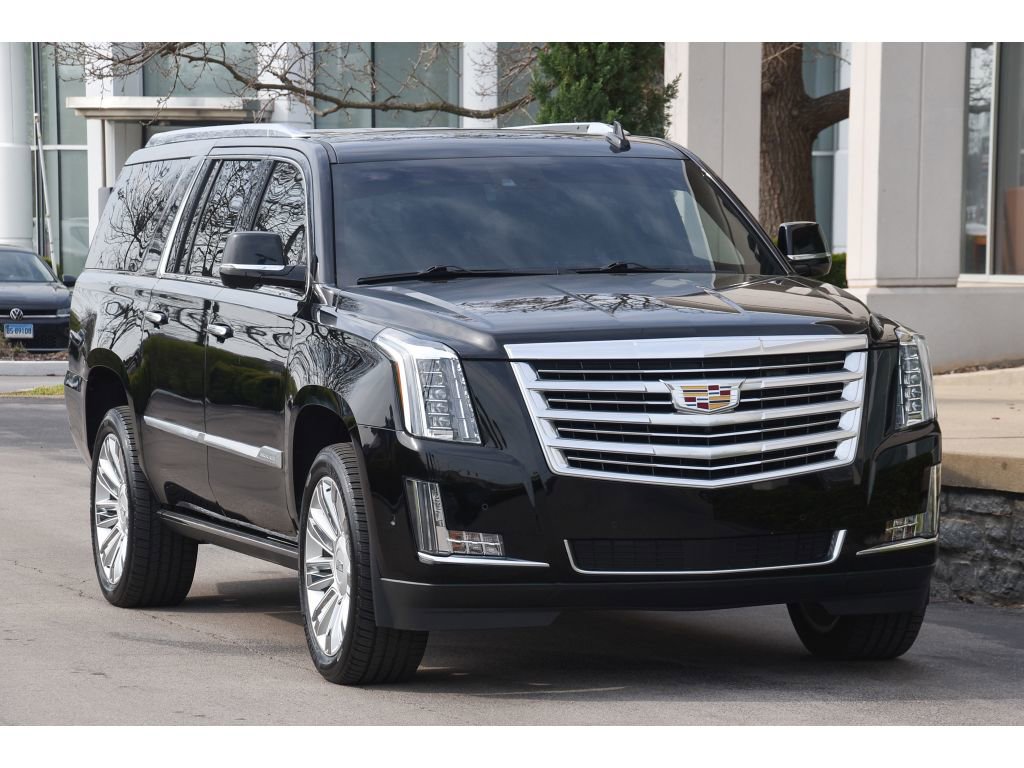 Used 2019 Cadillac Escalade ESV Platinum RWD image 2