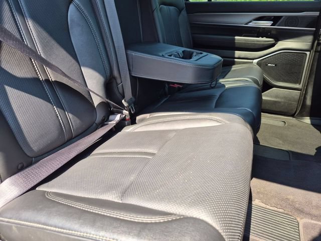 Used 2023 Jeep Wagoneer Series II AWD/4WD image 28
