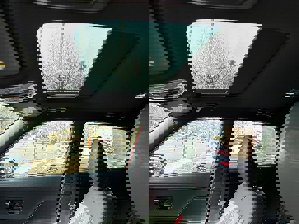 Certified 2025 Hyundai Kona N Line image 13