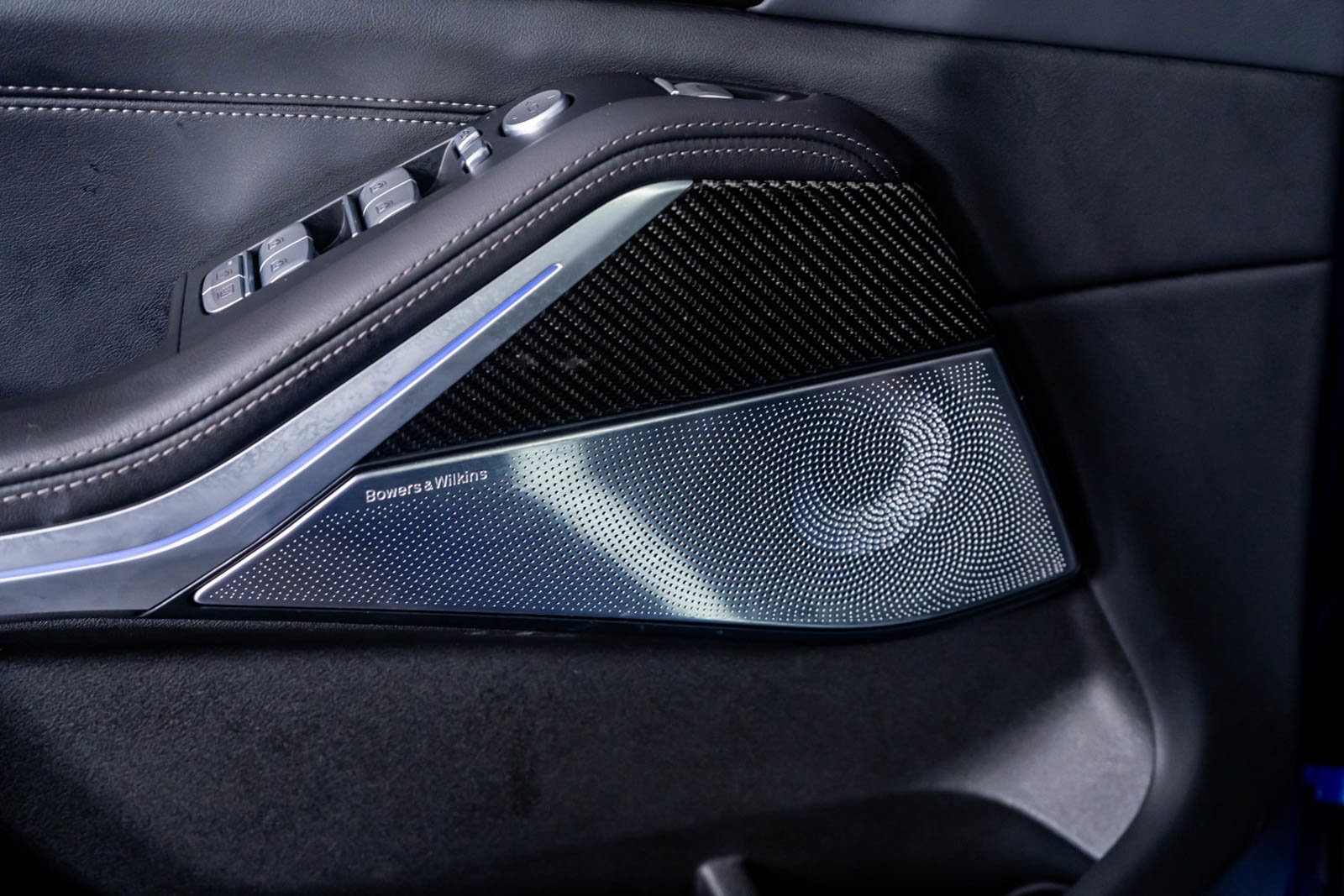 Used 2024 BMW X7 M60i w/ Premium Package image 50