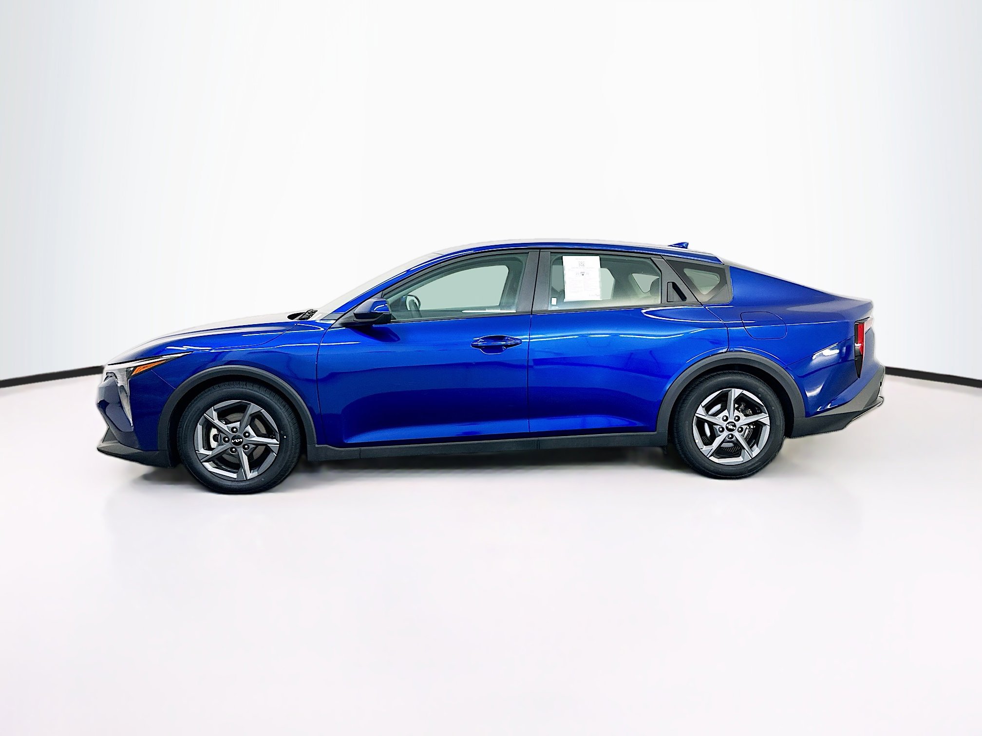 Used 2025 Kia K4 FWD image 4