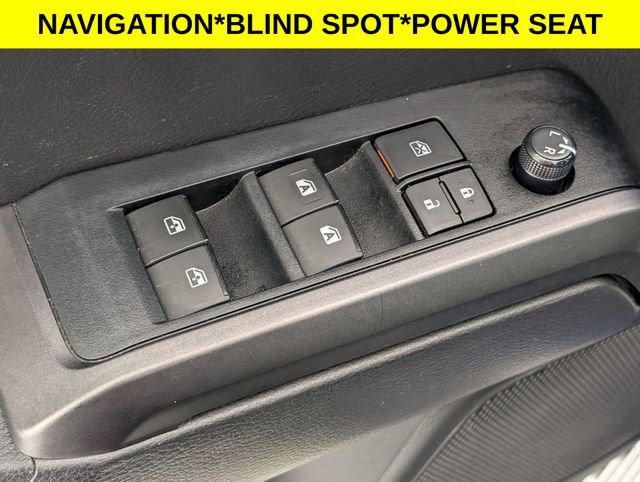 Used 2023 Toyota Tacoma TRD Off-Road w/ Advanced Technology Package image 11