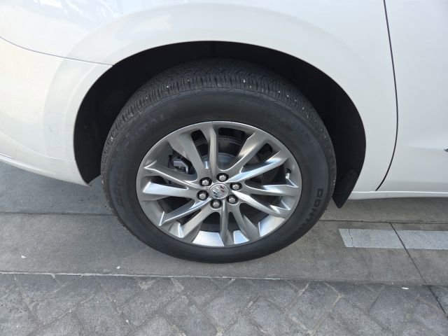 Used 2023 Buick Enclave Avenir w/ Avenir Technology Package image 11