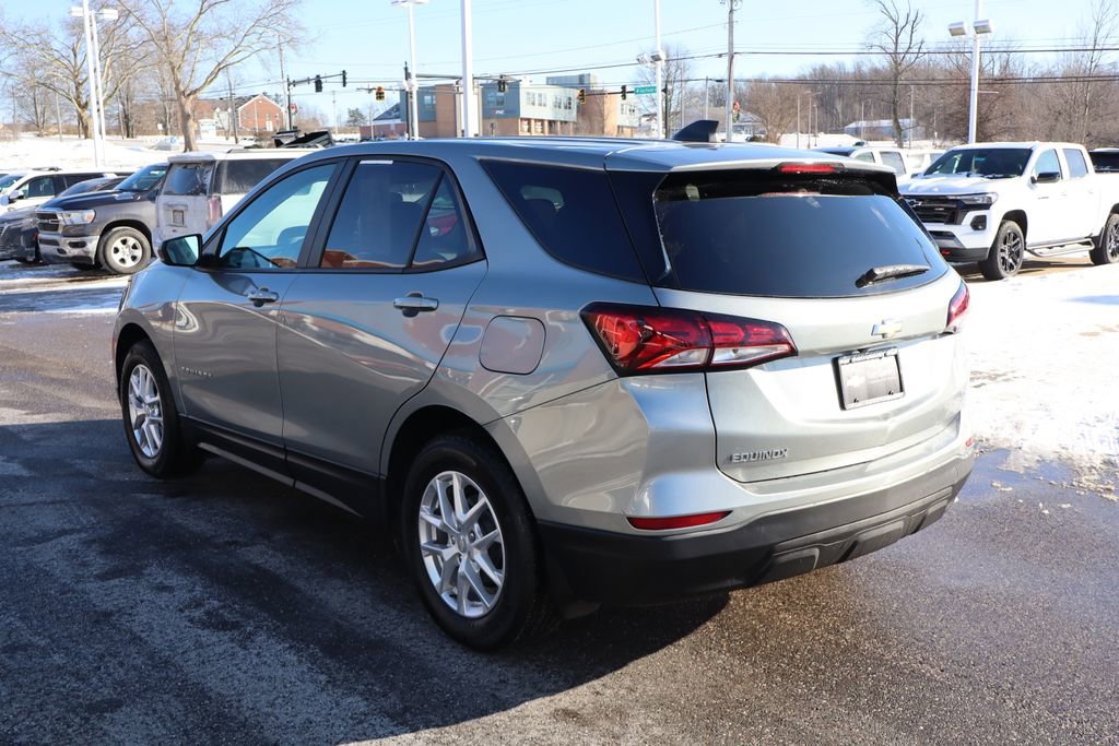 Used 2023 Chevrolet Equinox LS w/ LS Convenience Package image 27