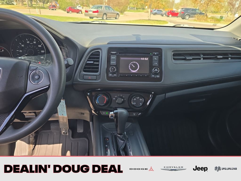 Used 2018 Honda HR-V LX image 17