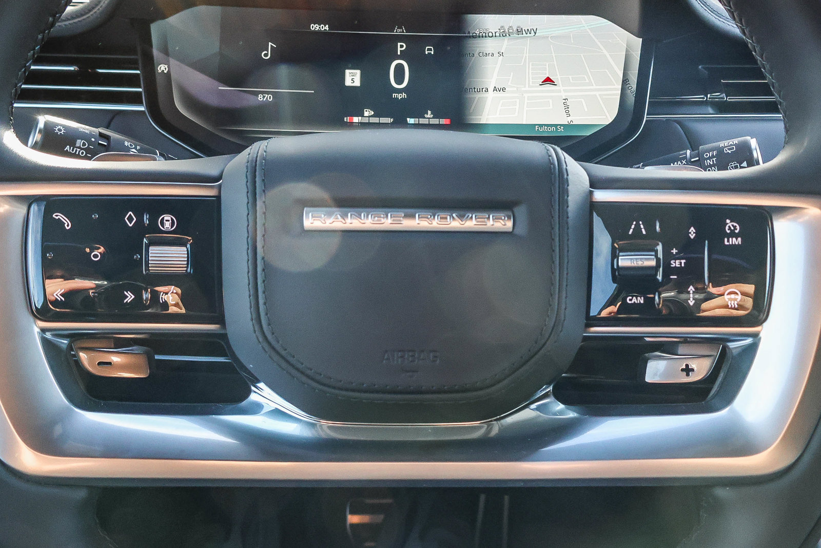 New 2026 Land Rover Range Rover SE AWD/4WD image 35