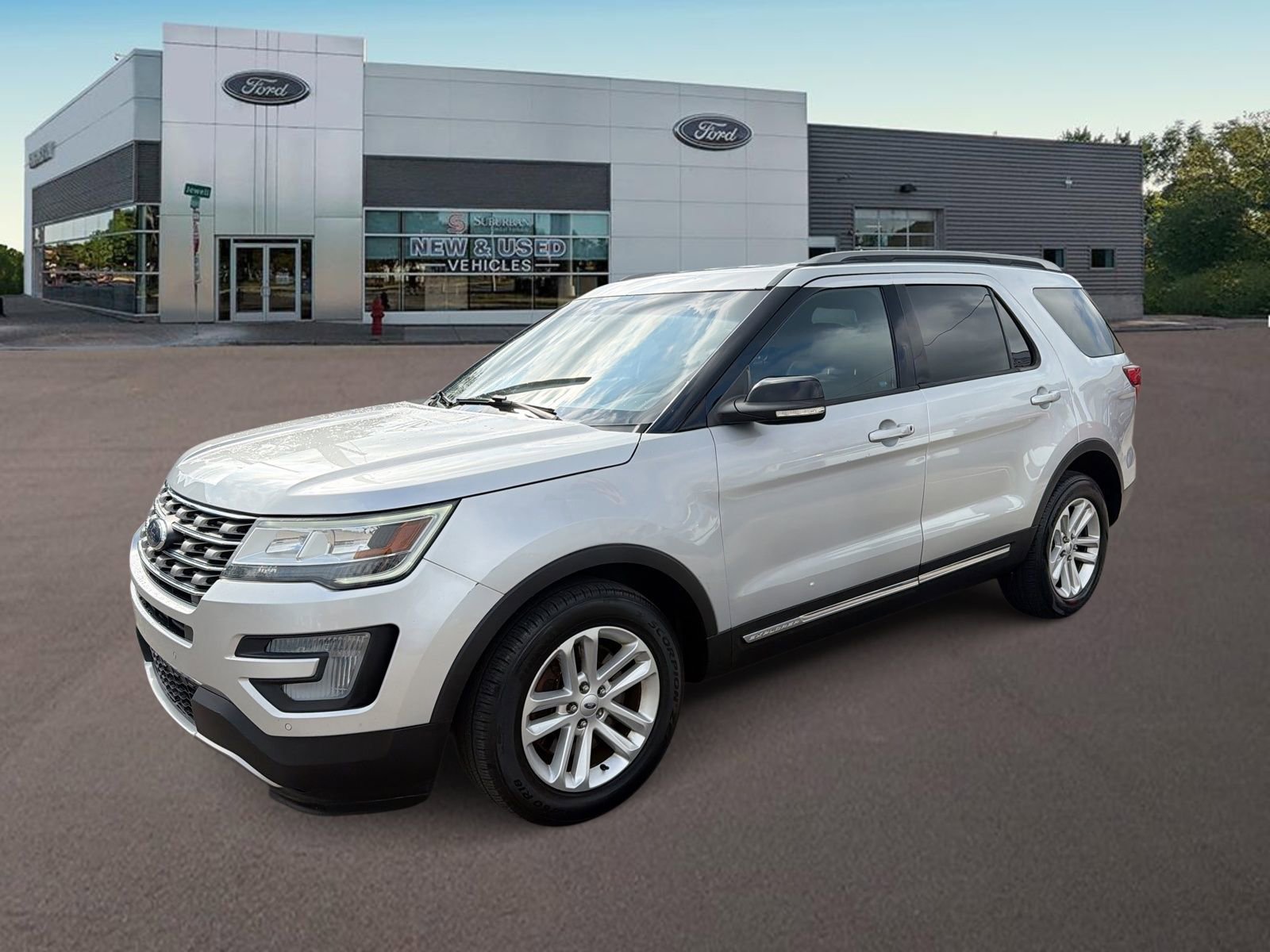 Used 2017 Ford Explorer XLT w/ Equipment Group 202A
